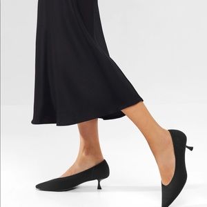 Vivaia Stella Heels in Black size 8.5